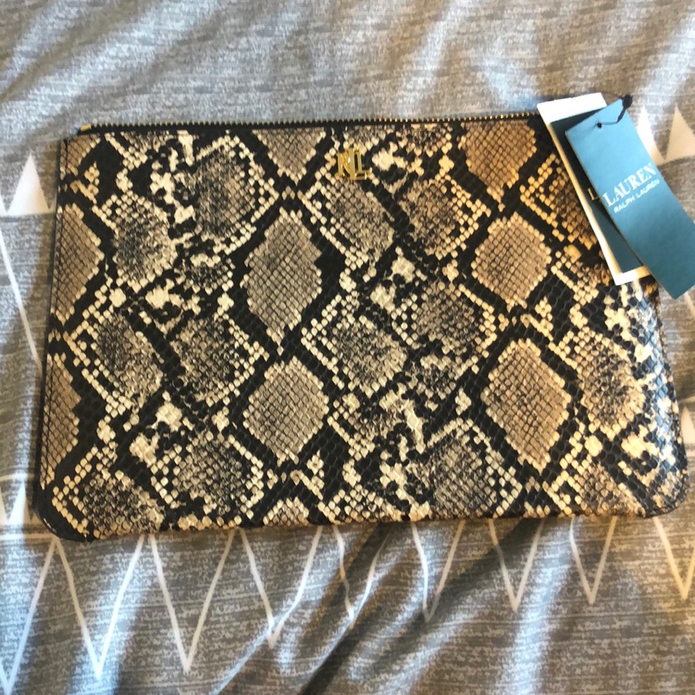 Snake skin clutch